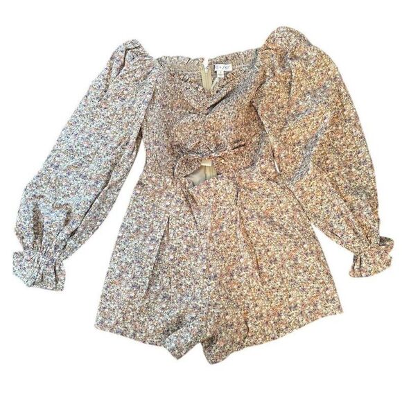 She + Sky Women's Standard Small Floral Long Sleeve Blouse Ruffle Casual Top - Picture 1 of 10